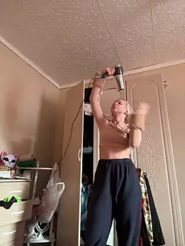 LikaCat online show from 8, 2, 2025