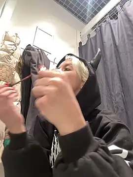 LikaCat online show from 10, 2, 2025