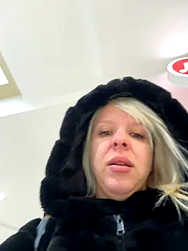 LikaCat online show from 7, 10, 2025