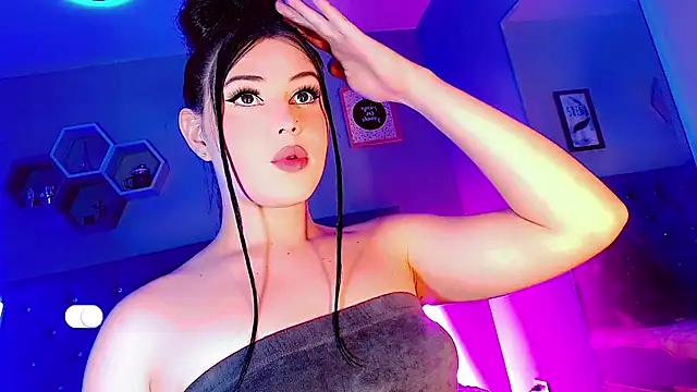 Ashlycuute online show from 17, 12, 2024