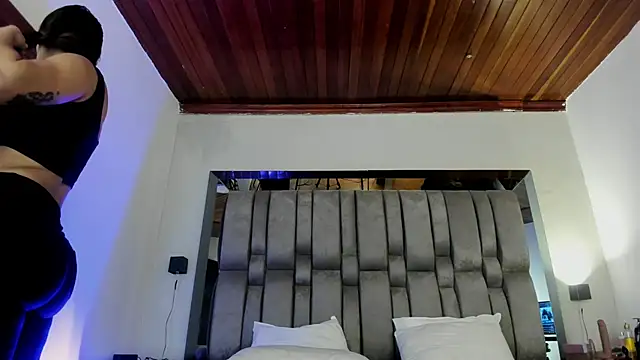 NikkySmiith online show from 15, 11, 2025