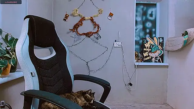 Snapshot of RosaJil chatting on 19, 12, 2025 RosaJil online show from 19, 12, 2025