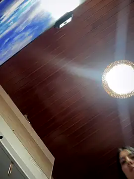 MarianaBenz online show from 16, 12, 2025