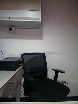 Snapshot of MarianaBenz chatting on 12, 2, 2026 MarianaBenz online show from 12, 2, 2026