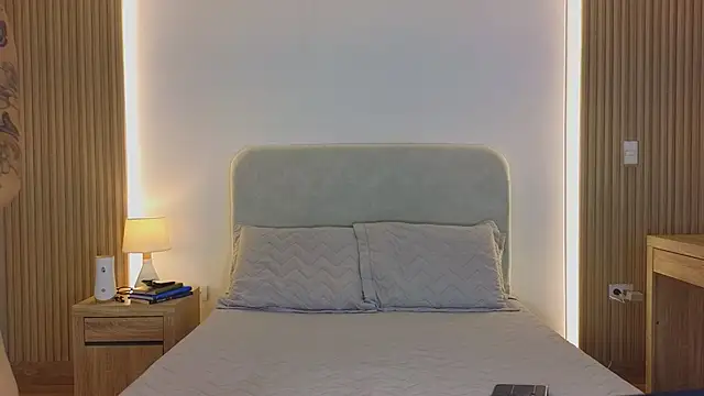 Snapshot of KristennBlue chatting on 25, 3, 2026 KristennBlue online show from 25, 3, 2026
