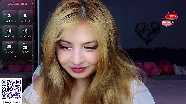 Snapshot of shy_blondiee chatting on 23, 1, 2025 shy blondiee online show from 23, 1, 2025