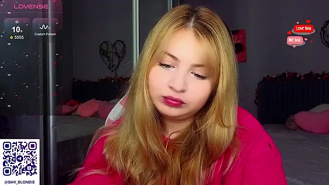 Snapshot of shy_blondiee chatting on 31, 1, 2025 shy blondiee online show from 31, 1, 2025