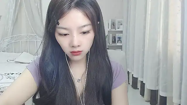 Snapshot of Jenny-Z chatting on 12, 4, 2026 Jenny-Z online show from 12, 4, 2026