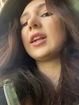 QuitieLia online show from 16, 12, 2024