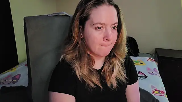 Snapshot of InternetFairy_XO chatting on 29, 3, 2026 InternetFairy XO online show from 29, 3, 2026