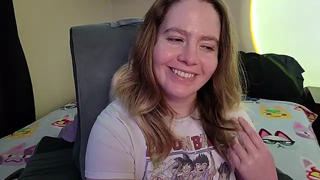 Snapshot of InternetFairy_XO chatting on 21, 4, 2026 InternetFairy XO online show from 21, 4, 2026