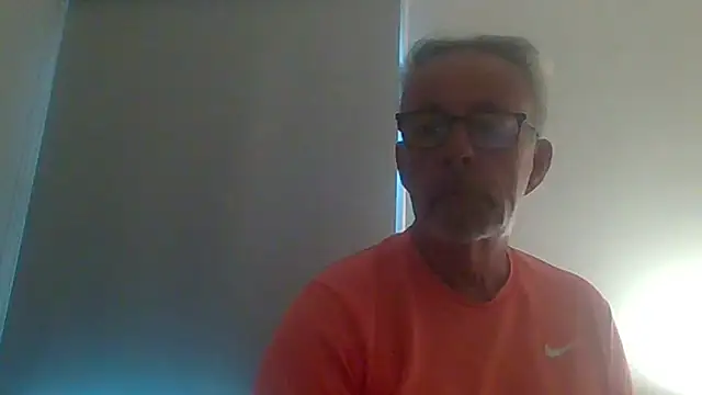 Snapshot of tuggy59 chatting on 19, 9, 2025 tuggy59 online show from 19, 9, 2025