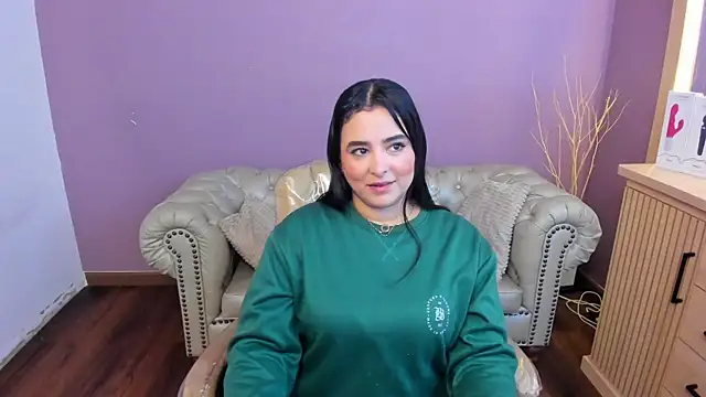 Snapshot of taylor_bennet chatting on 27, 11, 2025 taylor bennet online show from 27, 11, 2025