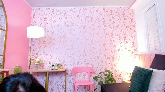 taylor bennet online show from 16, 4, 2026