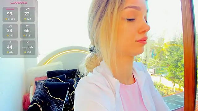 Sassy Teen online show from 12, 4, 2026