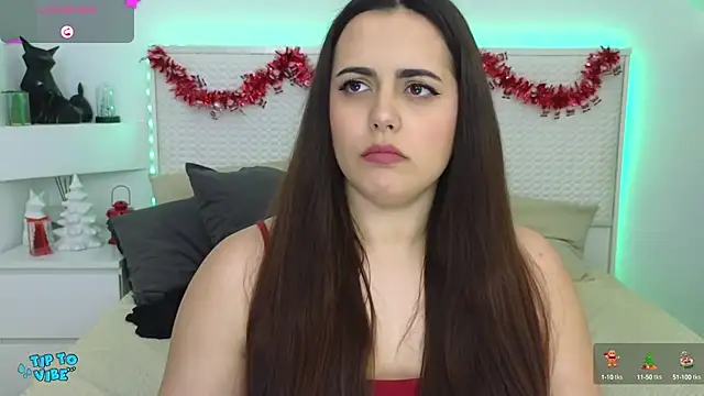 Snapshot of Eva_Rogers_ chatting on 10, 1, 2025 Eva Rogers  online show from 10, 1, 2025