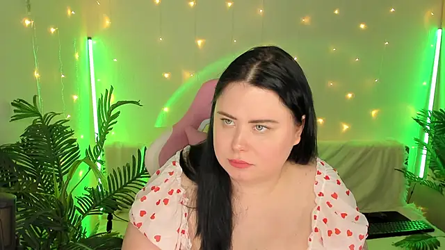 Snapshot of Akemi_BBW chatting on 5, 1, 2025 Akemi BBW online show from 5, 1, 2025