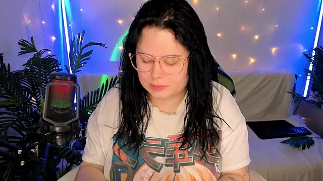 Snapshot of Akemi_BBW chatting on 7, 1, 2025 Akemi BBW online show from 7, 1, 2025