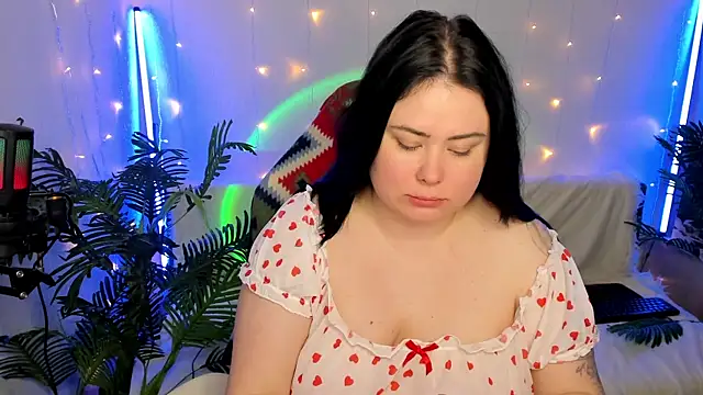 Snapshot of Akemi_BBW chatting on 9, 1, 2025 Akemi BBW online show from 9, 1, 2025