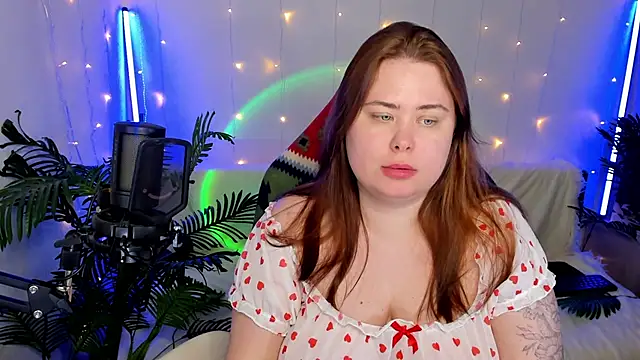 Snapshot of Akemi_BBW chatting on 11, 1, 2025 Akemi BBW online show from 11, 1, 2025