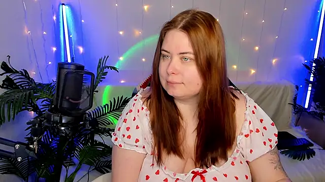 Snapshot of Akemi_BBW chatting on 11, 1, 2025 Akemi BBW online show from 11, 1, 2025