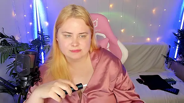 Snapshot of Akemi_BBW chatting on 20, 1, 2025 Akemi BBW online show from 20, 1, 2025