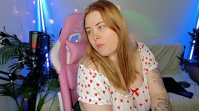 Snapshot of Akemi_BBW chatting on 22, 1, 2025 Akemi BBW online show from 22, 1, 2025