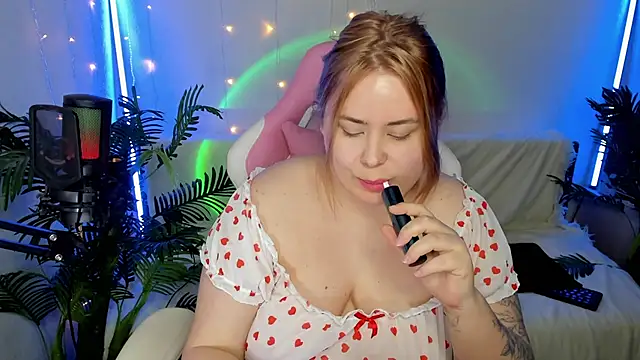 Snapshot of Akemi_BBW chatting on 23, 1, 2025 Akemi BBW online show from 23, 1, 2025