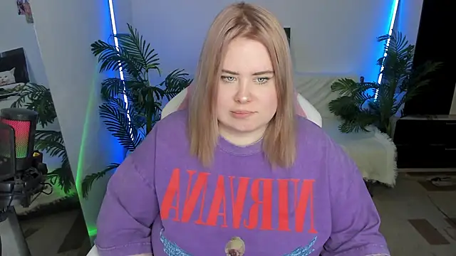 Snapshot of Akemi_BBW chatting on 22, 2, 2025 Akemi BBW online show from 22, 2, 2025