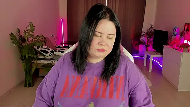 Snapshot of Akemi_BBW chatting on 17, 9, 2025 Akemi BBW online show from 17, 9, 2025