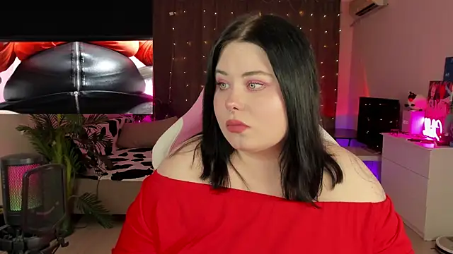 Snapshot of Akemi_BBW chatting on 8, 10, 2025 Akemi BBW online show from 8, 10, 2025