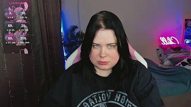 Snapshot of Akemi_BBW chatting on 26, 11, 2025 Akemi BBW online show from 26, 11, 2025