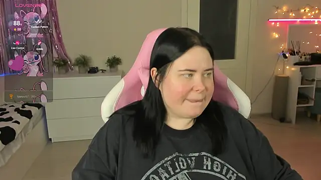 Akemi BBW online show from 2, 6, 2026