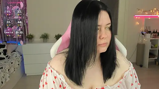 Snapshot of Akemi_BBW chatting on 11, 6, 2026 Akemi BBW online show from 11, 6, 2026
