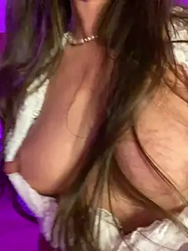 Snapshot of karrola chatting on 14, 1, 2025 karrola online show from 14, 1, 2025