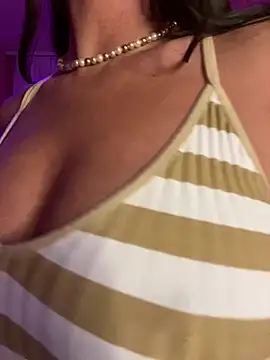 Snapshot of karrola chatting on 20, 1, 2025 karrola online show from 20, 1, 2025