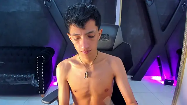 DereckCooperr online show from 10, 11, 2025