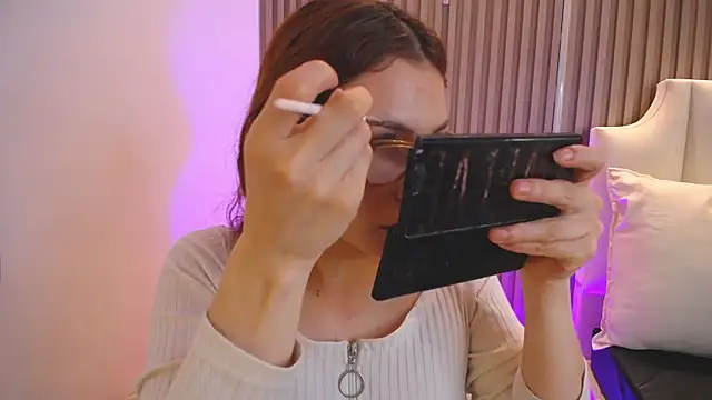 Katy Van online show from 13, 4, 2026