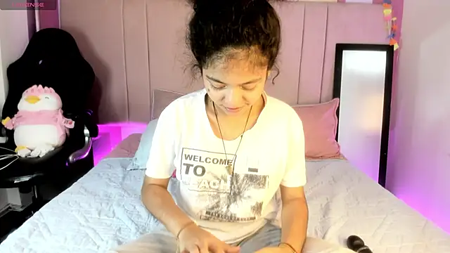 Snapshot of Winnifer_Gonzal chatting on 14, 3, 2025 Winnifer Gonzal online show from 14, 3, 2025