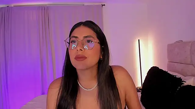 Snapshot of tina_olsen07 chatting on 19, 4, 2026 tina olsen07 online show from 19, 4, 2026