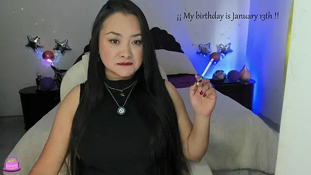 Snapshot of emilydolshe2 chatting on 13, 1, 2026 emilydolshe2 online show from 13, 1, 2026
