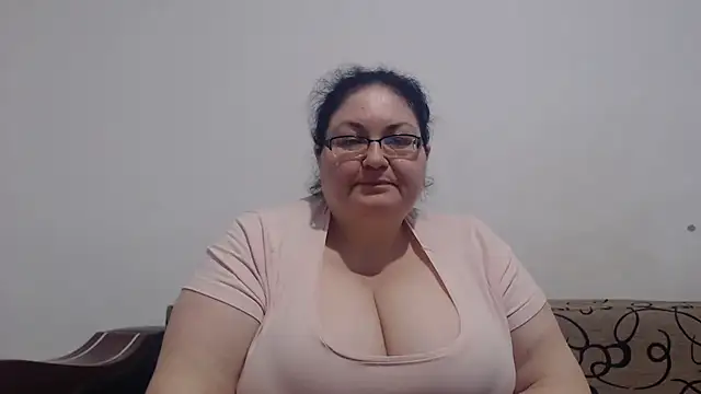 Snapshot of Nykyxo chatting on 14, 4, 2026 Nykyxo online show from 14, 4, 2026