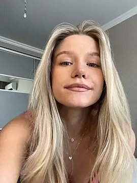 JessIsLove online show from 7, 3, 2025