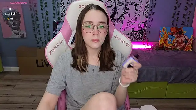 Snapshot of Sweet_frosti chatting on 19, 9, 2025 Sweet frosti online show from 19, 9, 2025