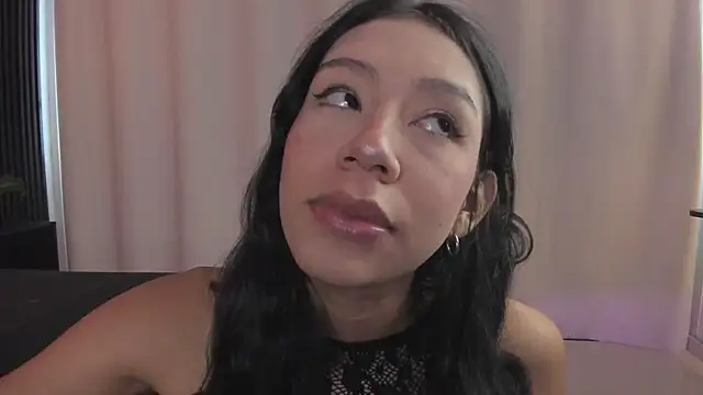 AdammClark1 online show from 18, 11, 2025