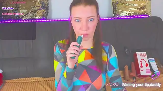 Snapshot of AlexaStoun chatting on 3, 1, 2025 AlexaStoun online show from 3, 1, 2025