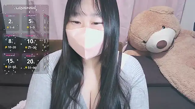 Snapshot of yuinyan3150 chatting on 18, 3, 2026 yuinyan3150 online show from 18, 3, 2026