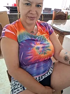 Snapshot of Gimena41 chatting on 29, 10, 2025 Gimena41 online show from 29, 10, 2025