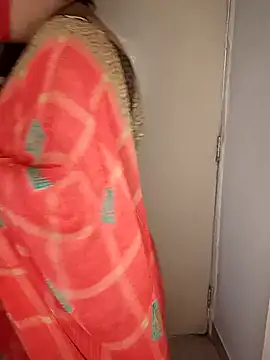 Snapshot of Love-priya chatting on 14, 12, 2024 Love-priya online show from 14, 12, 2024