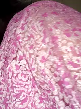 Snapshot of Love-priya chatting on 31, 12, 2024 Love-priya online show from 31, 12, 2024